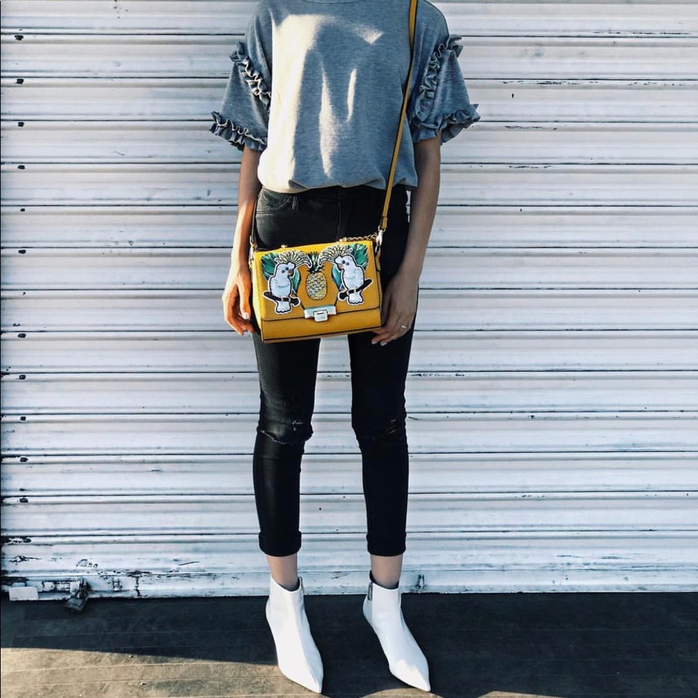 White pointy booties ZARA